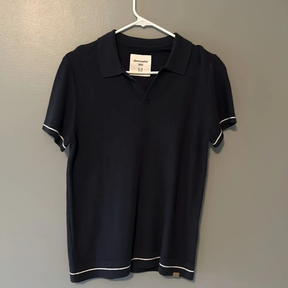 Abercrombie Kids Polo knit Navy boys size 13/14